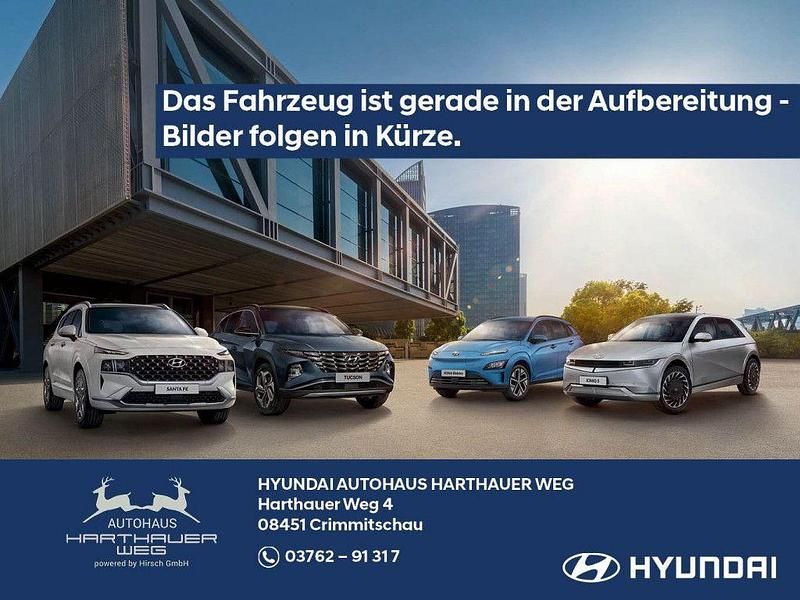 Gebraucht Hyundai i30 101 PS (74 kW) 2017 Rot Limousine