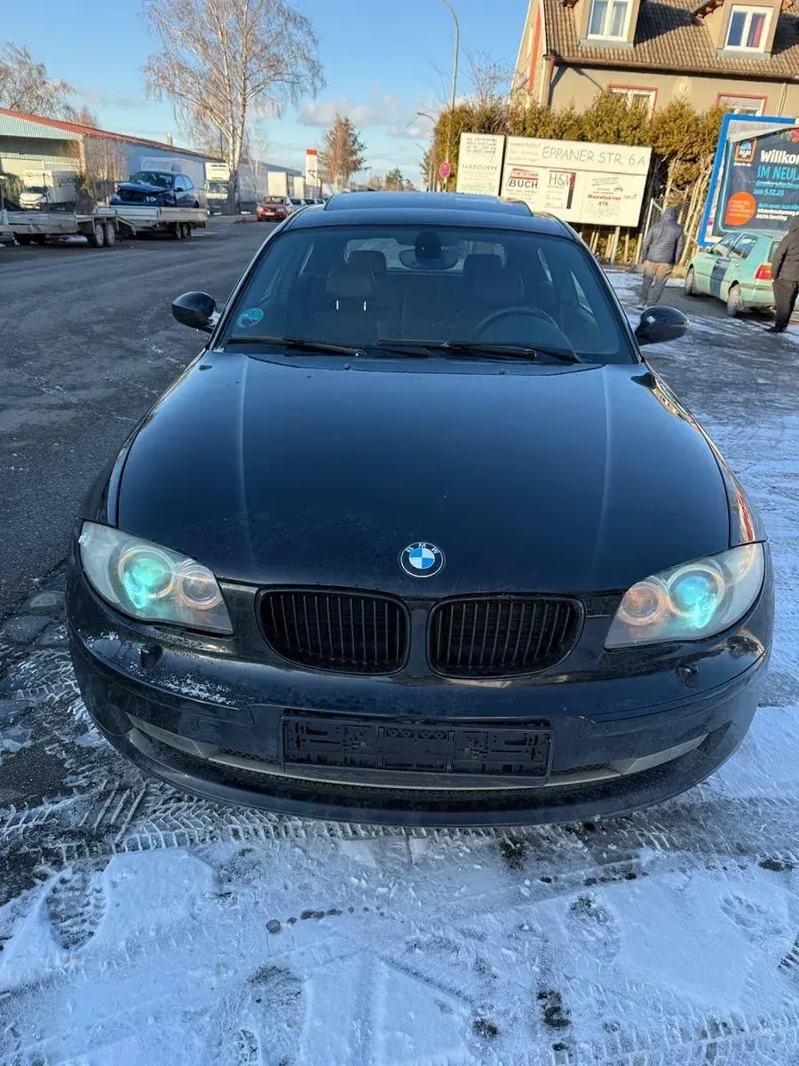 Gebraucht BMW 116 Advantage 122 PS (89 kW) 2008 Schwarz Kleinwagen