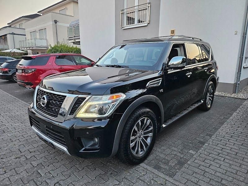 Schwarz Gebraucht 2017 Nissan Armada SUV | 27.000 € - Bild 1/4