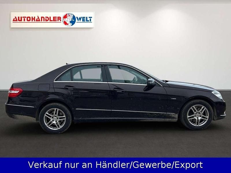 Gebraucht Mercedes E350 292 PS (214 kW) 2010 Braun Limousine