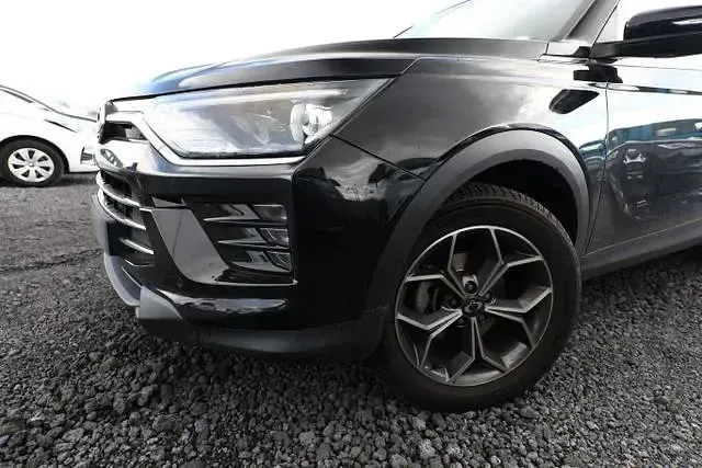 Gebraucht SsangYong Korando 163 PS (119 kW) 2020 Space schwarz space schwarz SUV