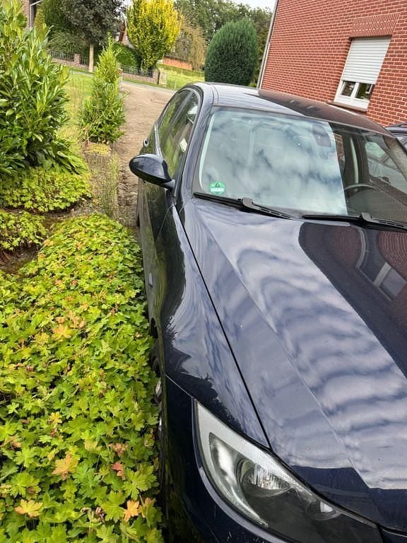 Usata BMW 320 170 CV (125 kW) 2008 Blu Berlina