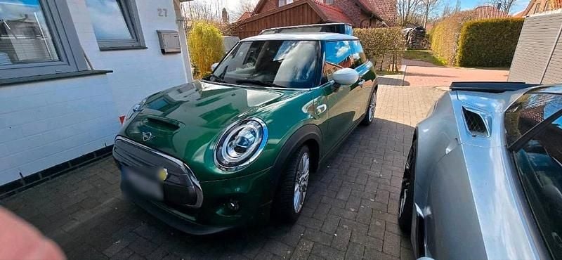 Second-hand Mini Cooper SE 135 kW (184 CP) 2020 Verde Hatchback