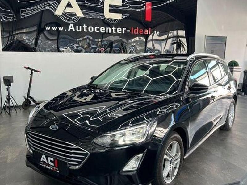 Gebraucht Ford Focus Cool & Connect 155 PS (114 kW) 2021 Agate black Kombi