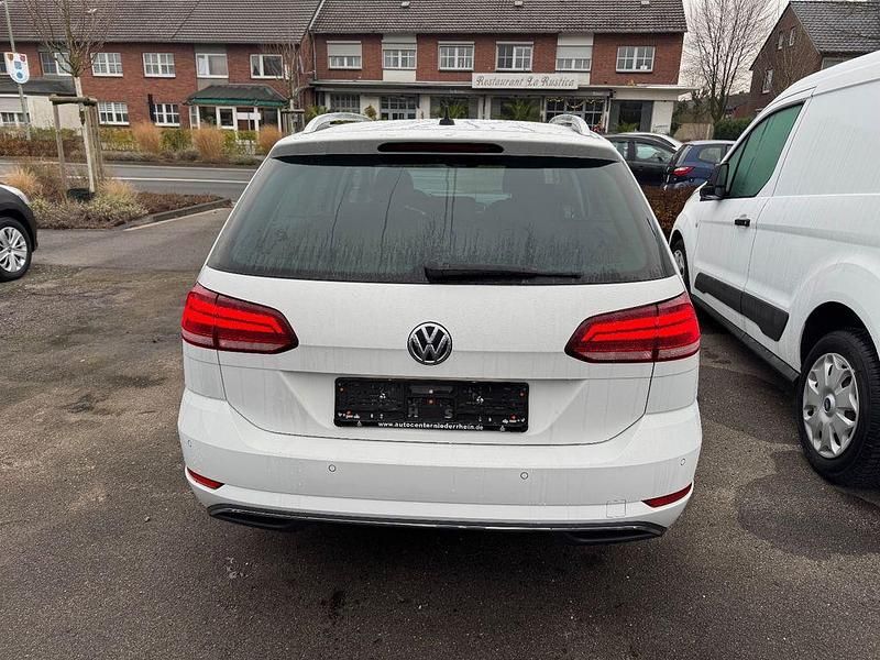 Gebraucht VW Golf VII Join 116 PS (85 kW) 2018 Weiß Kombi