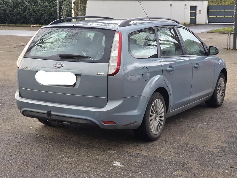 Gebraucht Ford Fiesta 108 PS (79 kW) 2009 Silber Kleinwagen