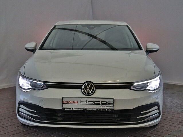 Gebraucht VW Golf VIII Move 150 PS (110 kW) 2024 Pure white Limousine