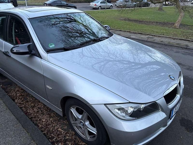 Gebraucht BMW 320 150 PS (110 kW) 2005 Limousine