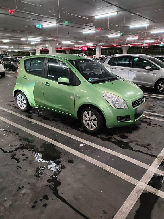 Gebraucht Suzuki Splash 75 PS (55 kW) 2008 Grün Kleinwagen