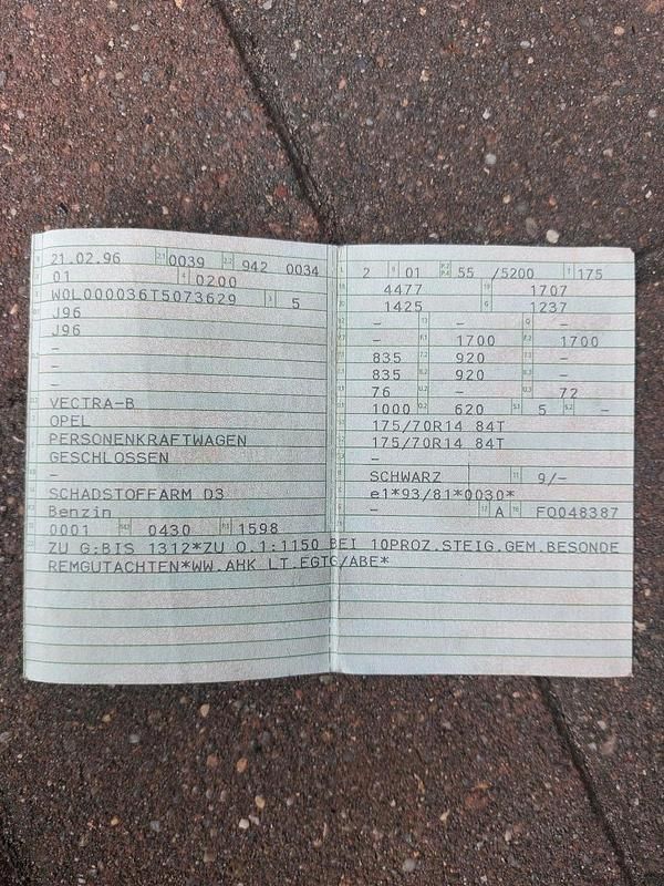 Usata Opel Vectra 1996 Viola Berlina