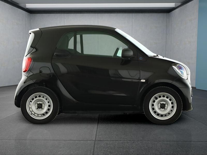 Gebraucht Smart ForTwo Coupé 60 kW (82 PS) 2023 Schwarz Kleinwagen