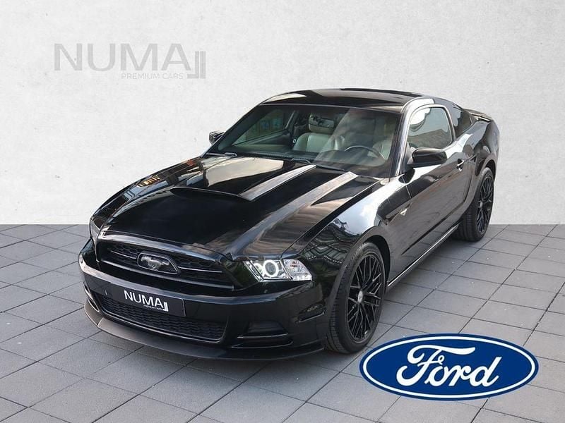 Second-hand Ford Mustang 305 CP (224 kW) 2014 Negru