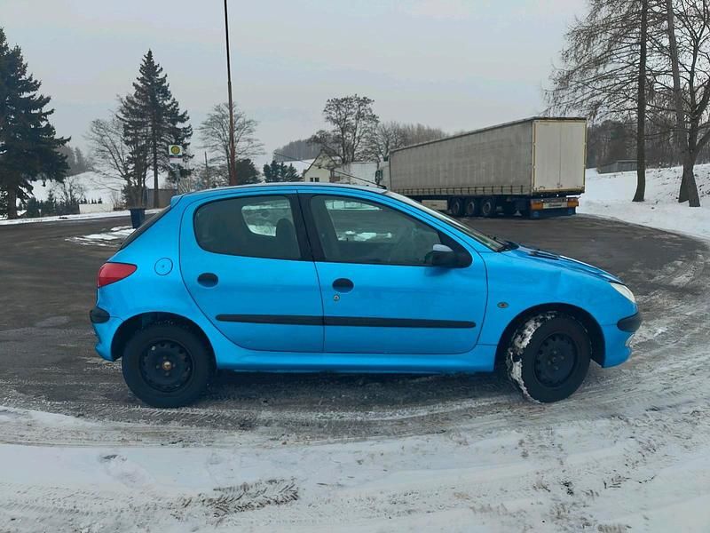 Gebraucht Peugeot 206 89 PS (65 kW) 1999 Blau Kleinwagen