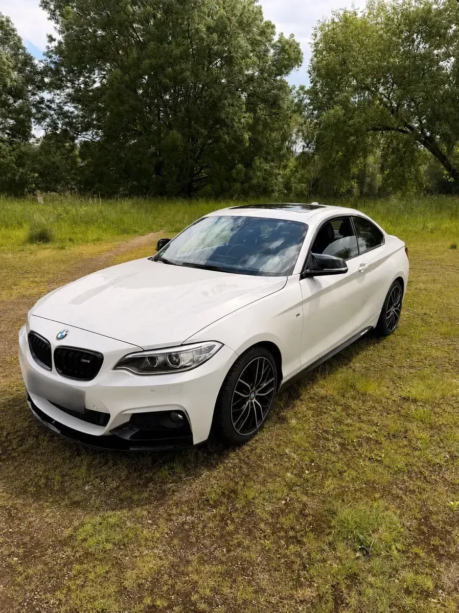Gebraucht BMW 228 M Performance 245 PS (180 kW) 2016 Weiß Coupé
