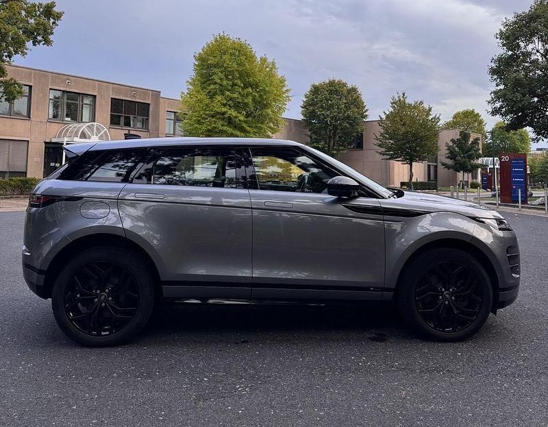 Grau Gebraucht 2021 Land Rover Range Rover evoque R-Dynamic SUV | 38.199 € (Fairer Preis) - Bild 1/4