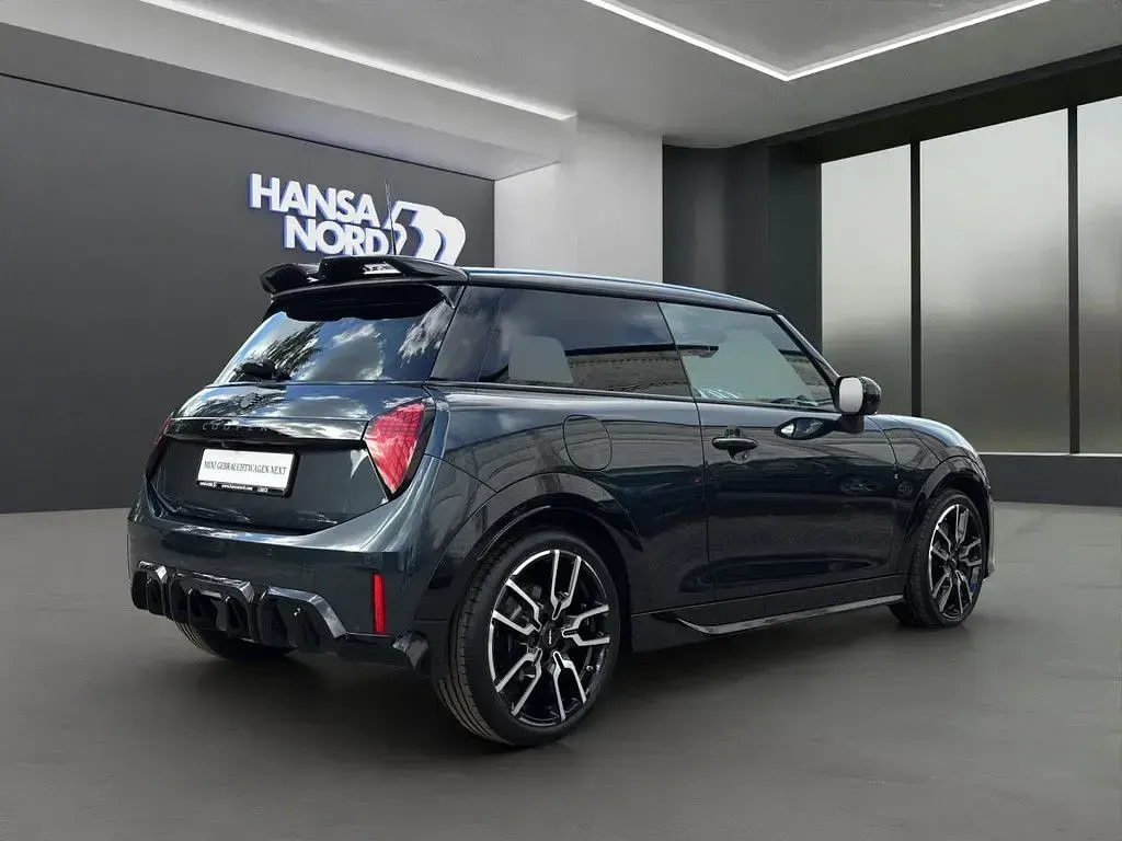 Usata Mini Cooper S 204 CV (150 kW) 2024 Grigio Utilitaria