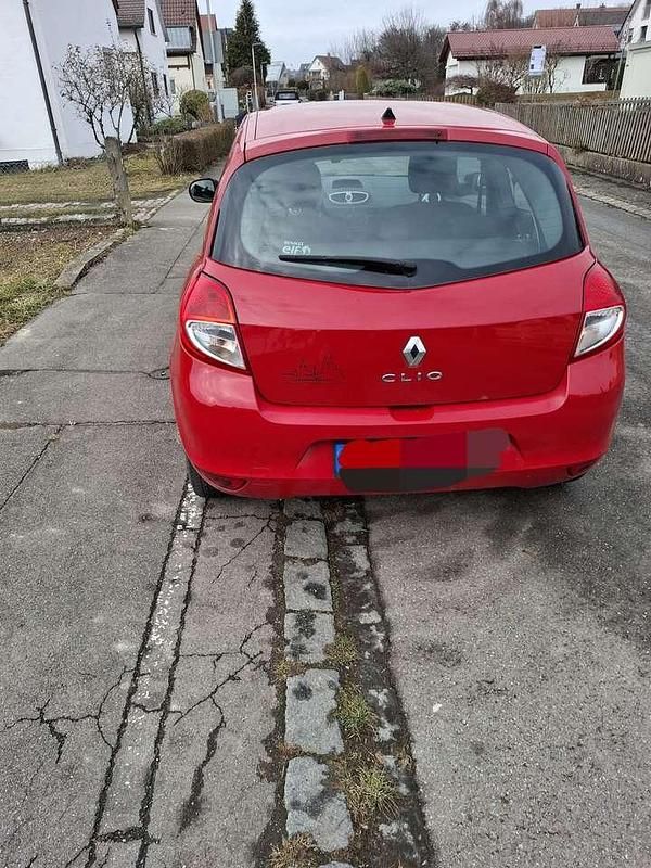 Gebraucht Renault Clio IV Dynamique 75 PS (55 kW) 2012 Limousine