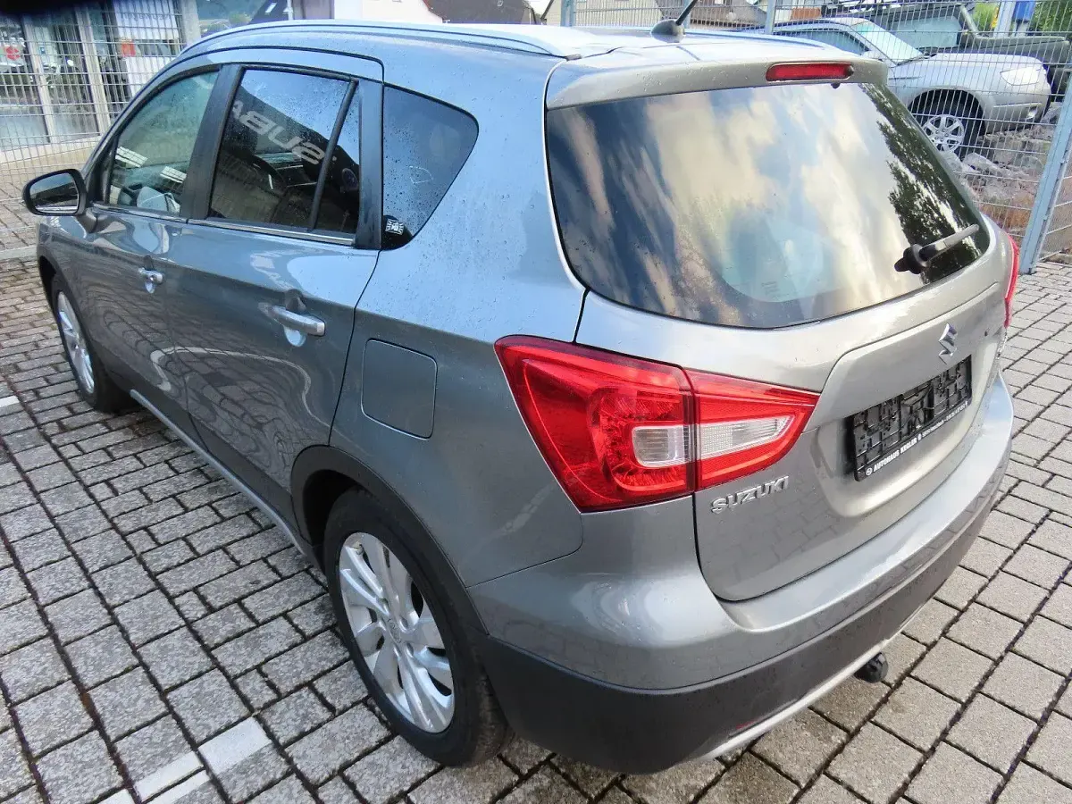 Gebraucht Suzuki SX4 S-Cross Comfort 140 PS (102 kW) 2016 Grau SUV