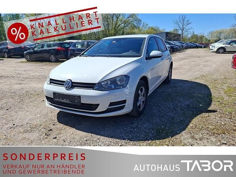 Usado VW Golf VII 86 HP (63 kW) 2014 Branco Sedan