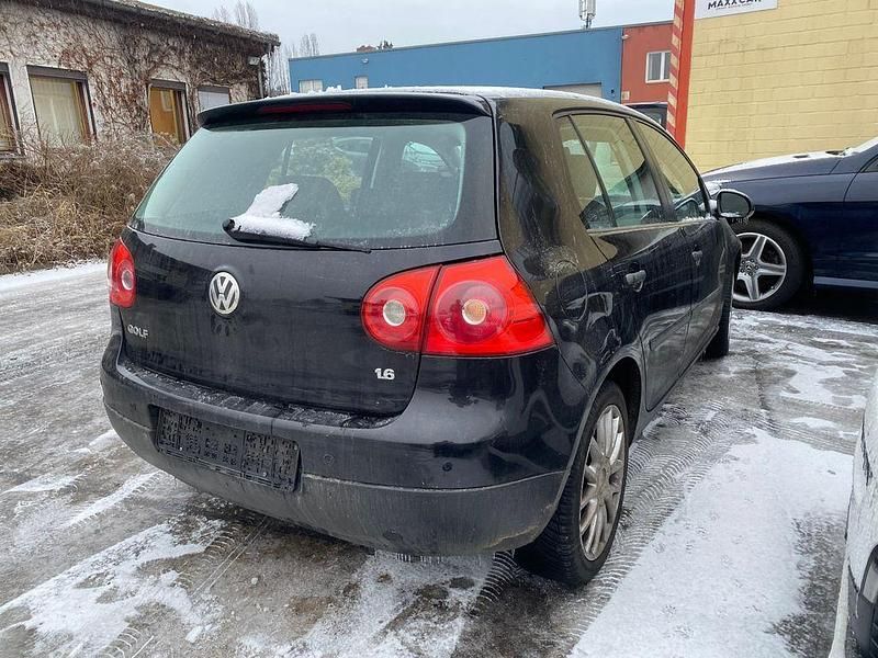 Gebraucht VW Golf IV Trendline 102 PS (75 kW) 2004 Schwarz Limousine