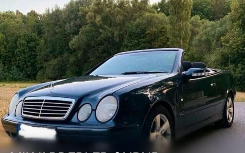 Blau Gebraucht 2002 Mercedes C220 Cabrio | 1.400 € (Superpreis) - Bild 1/4