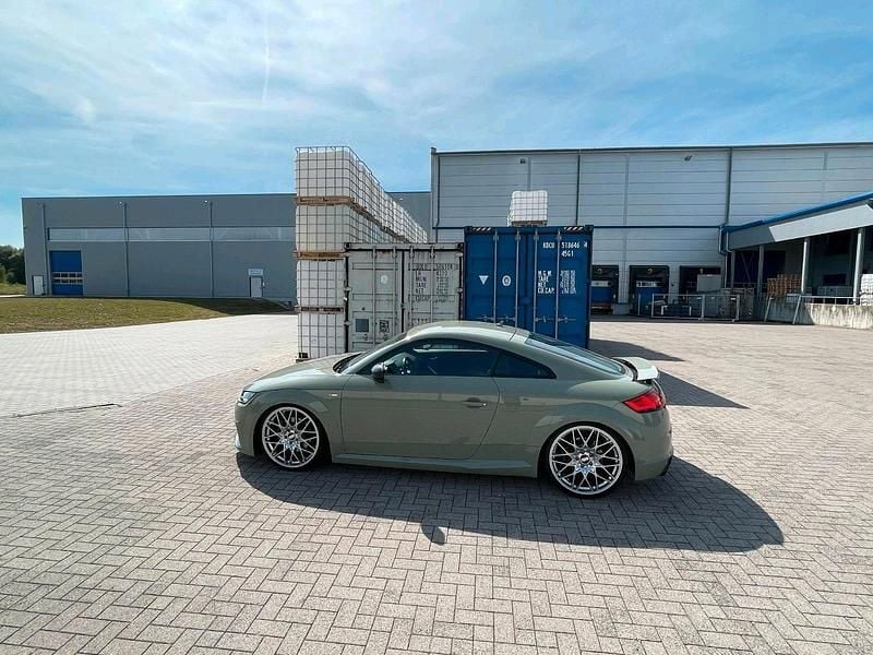 Gebraucht Audi TT S-Line 230 PS (169 kW) 2015 Silber Coupé