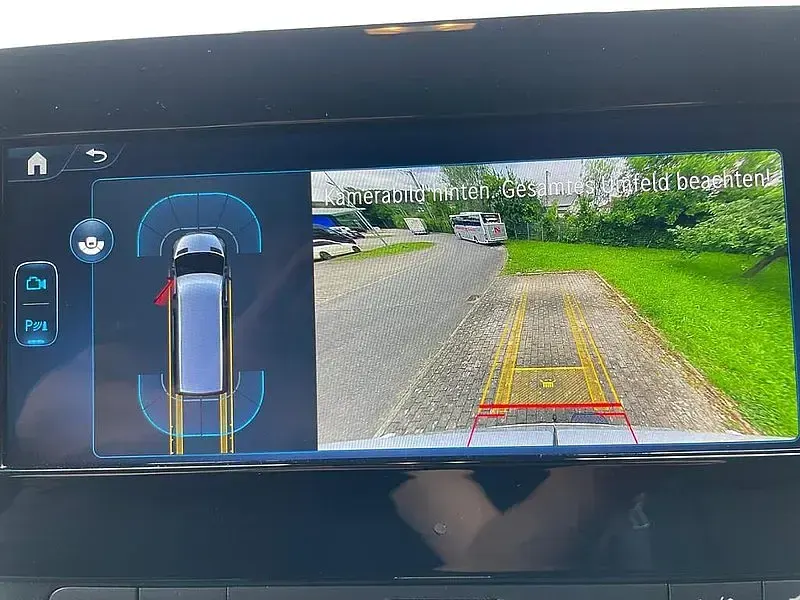 Gebraucht Mercedes Sprinter 170 PS (125 kW) 2024 Arktikweiss Van