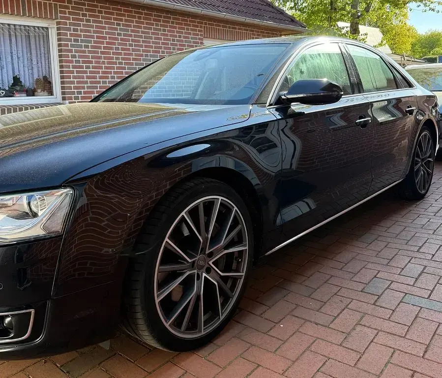 Second-hand Audi A8 258 CP (189 kW) 2013 Negru Berlinǎ