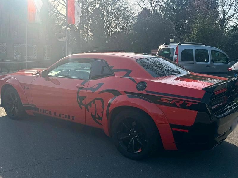 Gebraucht Dodge Challenger 310 PS (228 kW) 2017 Orange Coupé