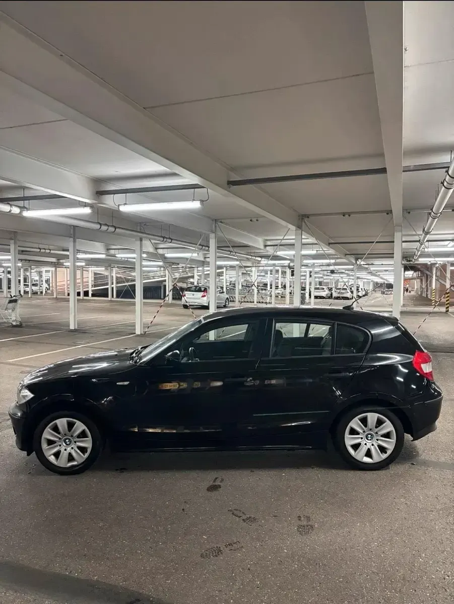 Brugt BMW 116 115 HK (84 kW) 2006 Sort Hatchback