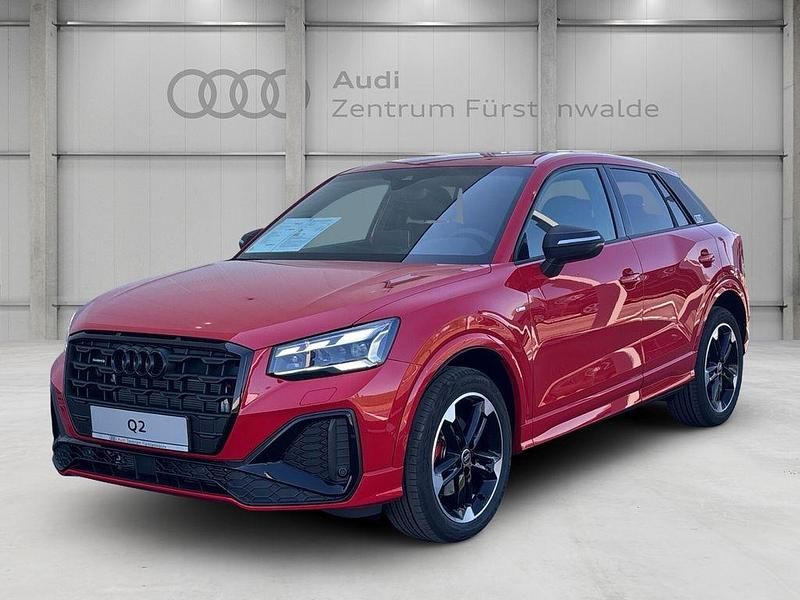 Gebraucht Audi Q2 S-Line 190 PS (139 kW) 2025 Rot SUV