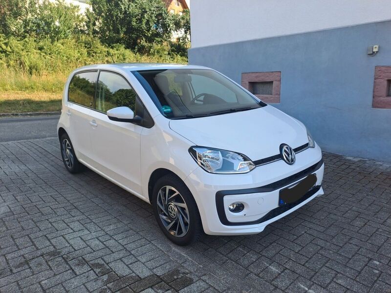 Weiß Gebraucht 2017 VW up! Sound Kleinwagen | 8.350 € (Guter Preis) - Bild 1/4