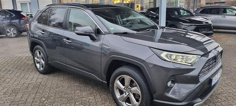 Grau Gebraucht 2019 Toyota RAV4 Hybrid Lounge SUV | 24.480 € (Fairer Preis) - Bild 1/4