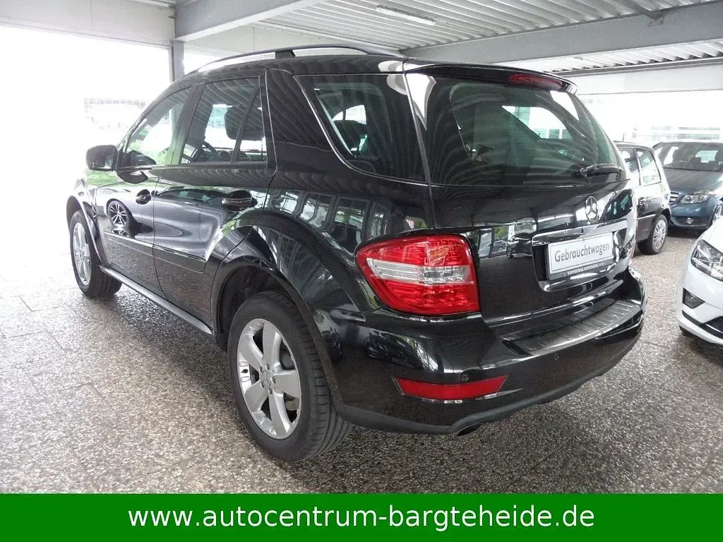 Gebraucht Mercedes ML280 190 PS (139 kW) 2010 Schwarz SUV
