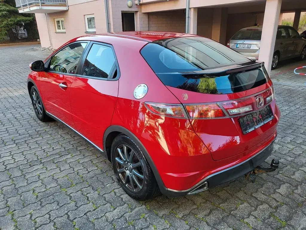 Gebraucht Honda Civic Comfort 99 PS (72 kW) 2010 Rot Limousine