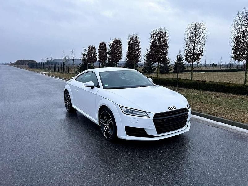 Gebraucht Audi TT 179 PS (131 kW) 2017 Weiß Coupé