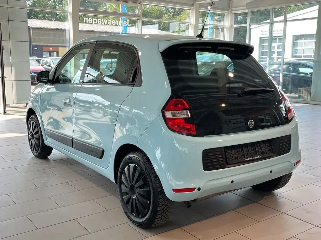 Gebraucht Renault Twingo LIMITED 69 PS (50 kW) 2017 Blau Kleinwagen