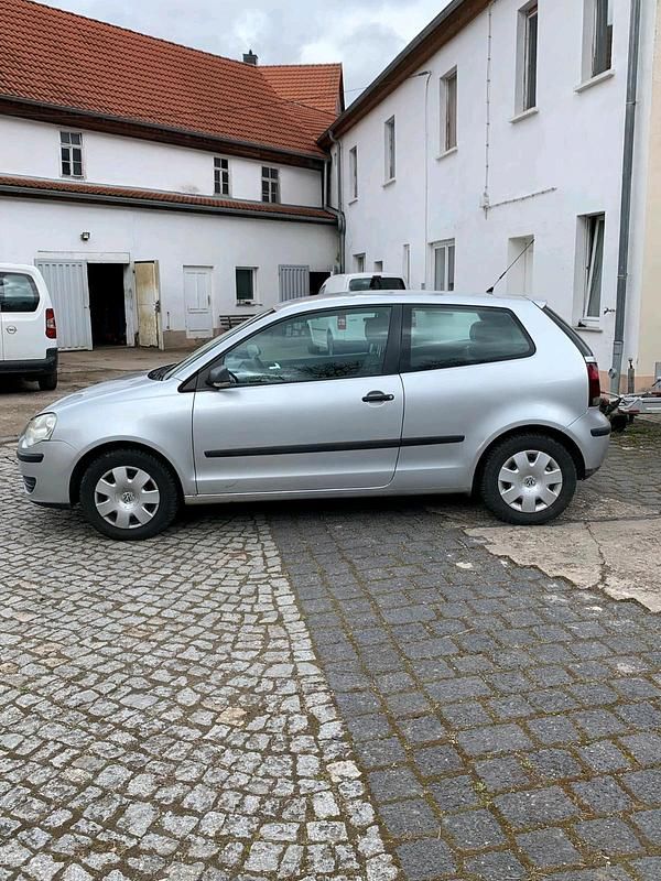 Gebraucht VW Polo 54 PS (39 kW) 2006 Grau Kleinwagen