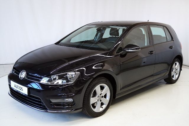 Gebraucht VW Golf VII R-line 110 PS (80 kW) 2016 Schwarz metallic Limousine