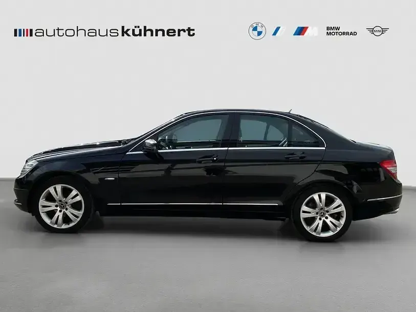 Używany Mercedes C250 204 KM (150 kW) 2011 Czarny Sedan/Limuzyna