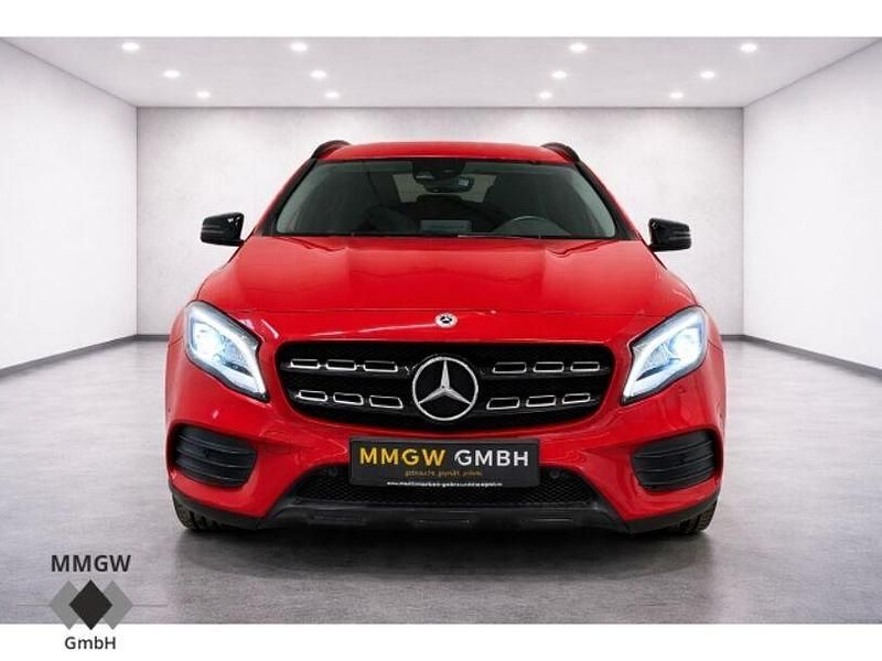Gebraucht Mercedes GLA250 Style 211 PS (155 kW) 2019 Rot SUV