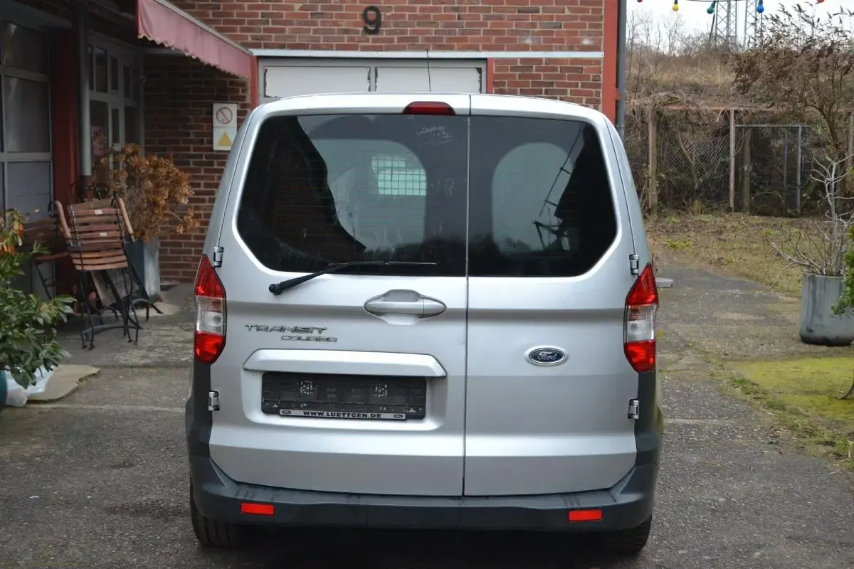 Gebraucht Ford Transit 95 PS (69 kW) 2015 Silber Van / Kleinbus