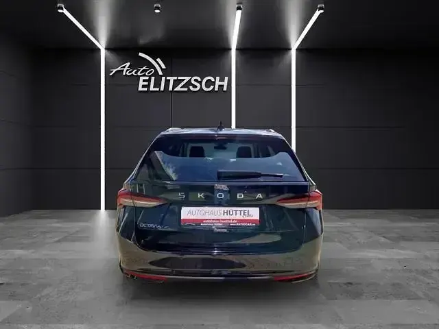 Gebraucht Skoda Octavia Exclusive 150 PS (110 kW) 2024 Schwarz Kombi