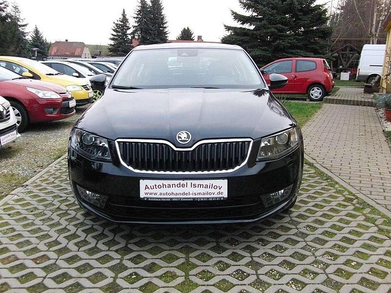 Gebraucht Skoda Octavia Elegance 150 PS (110 kW) 2013 Schwarz Limousine