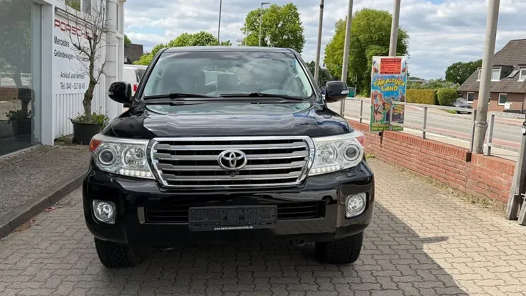 Gebraucht Toyota Land Cruiser Executive 272 PS (200 kW) 2012 Schwarz Van / Kleinbus