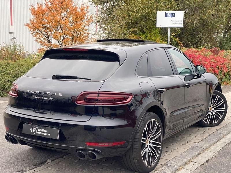 Gebraucht Porsche Macan Turbo Performance Package 441 PS (324 kW) 2018 Schwarz SUV