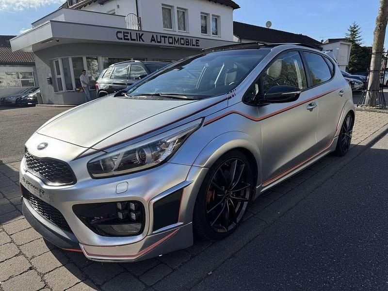 Schwarz Gebraucht 2017 Kia Ceed GT-Track Limousine | 10.990 € (Superpreis) - Bild 1/4