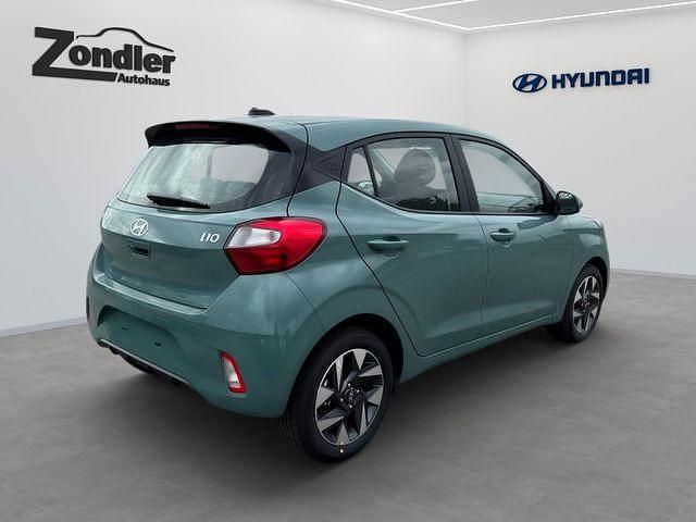 Gebraucht Hyundai i10 Trend 63 PS (46 kW) 2025 Grün Kleinwagen
