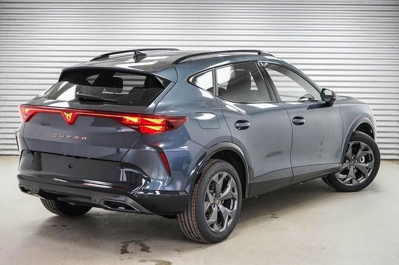 Neu Cupra Formentor 150 PS (110 kW) 2026 Grau SUV