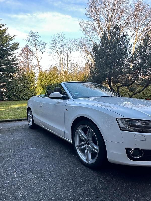 Gebraucht Audi A5 Cabriolet S-Line 179 PS (131 kW) 2010 Weiß Cabrio